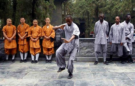 Dingshuikeng Shangren Kungfu Academy: Ett ställe för spiritualitet och fantastiska kung fu-uppvisningar!