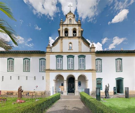  Museu de Arte Sacra! En oas av historia och konstinspiraton i Brasiliens hjärtland